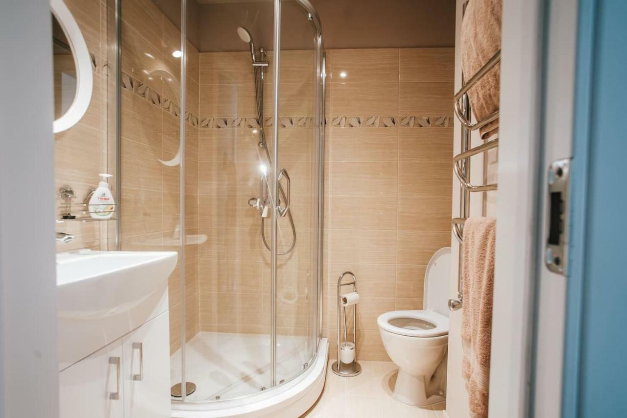 Stylish Latvian Classic 1-Bedroom Apartment Near City Center, Parks & Public Transport Links 리가 외부 사진